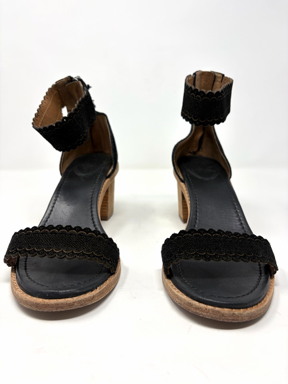 Frye Brielle Scallop Leather Back-Zip Sandals 8.5 - Picture 3 of 9